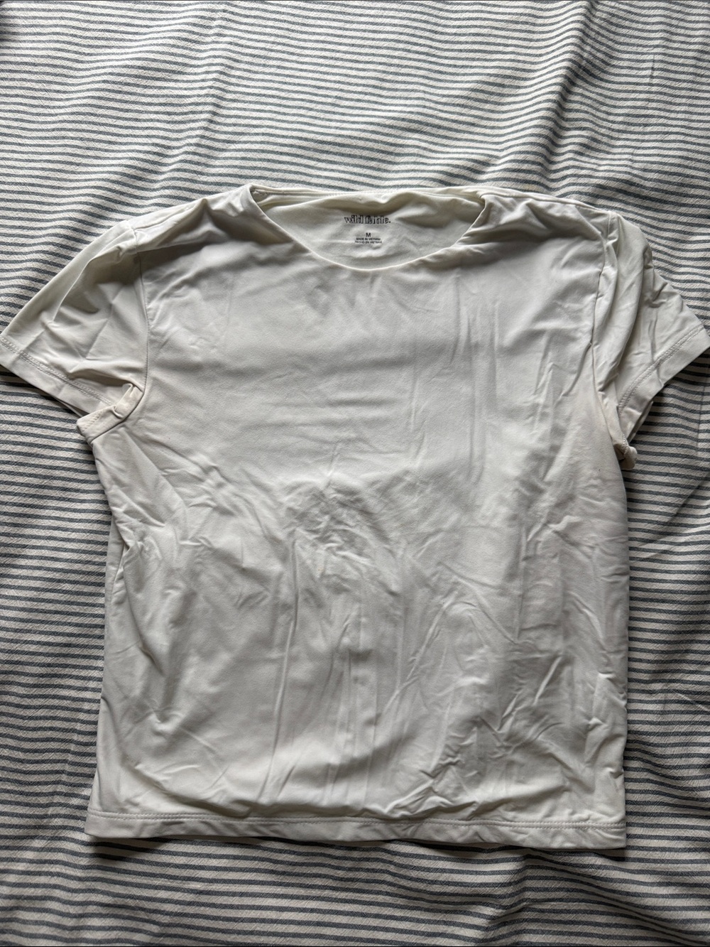 wild fable White Short-Sleeve Crew Neck Tee